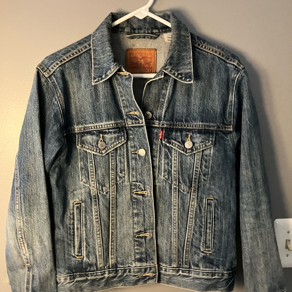 Levi's relaxed boyfriend xs Denim Jacket for Women fits big - Picture 13 of 13